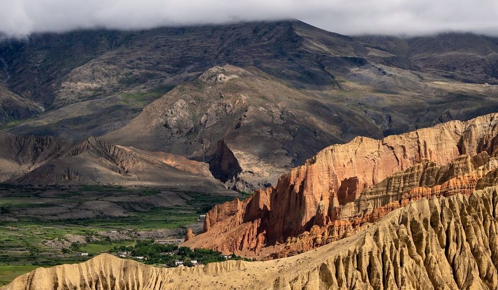 Upper Mustang  to Manang (with Saribung Peak)